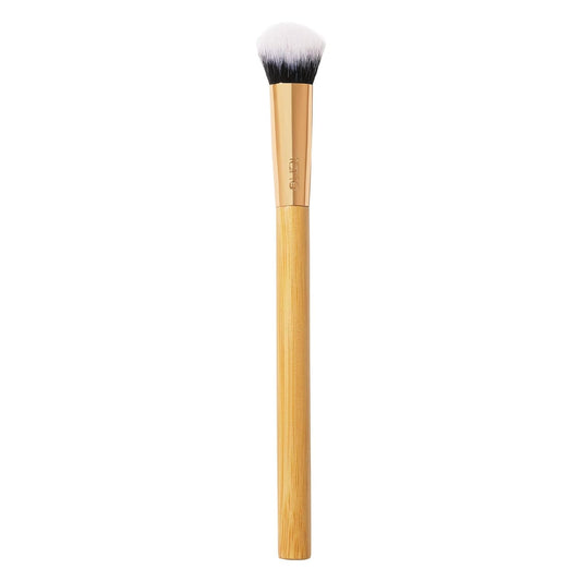 VIP concealer paw brush - angled for seamless application